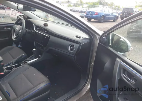 2017 Toyota Corolla Se z USA, uszkodzony, nr VIN 2T1BURHE9HC806101